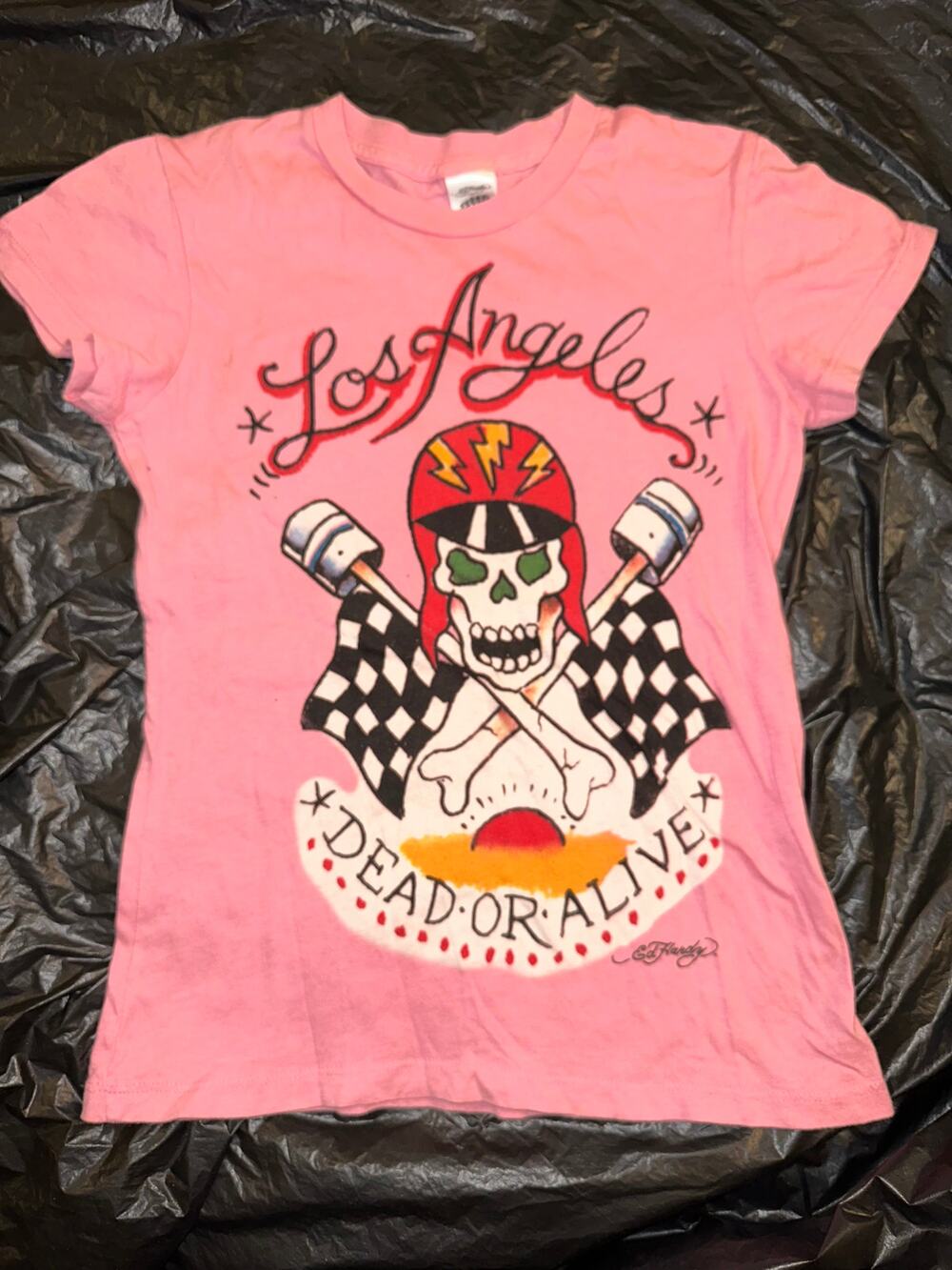 VINTAGE Y2K ED HARDY PINK SKULL TEE DEAD OR ALIVE S